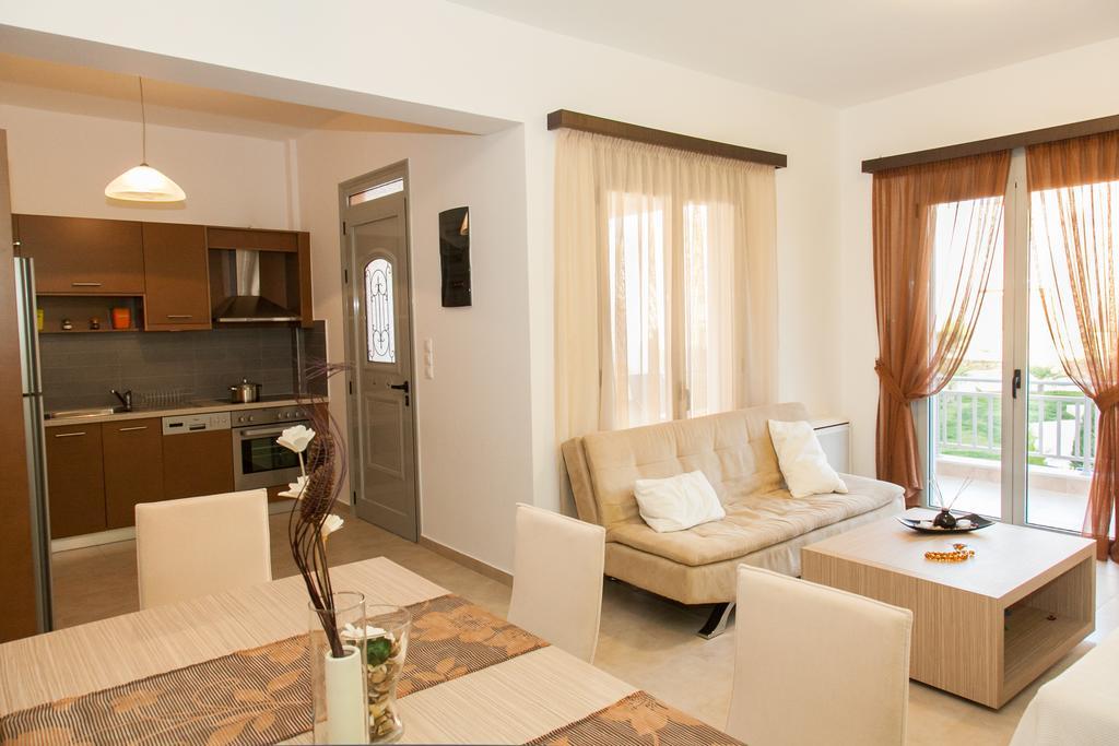 Loutra Resort Bilik gambar